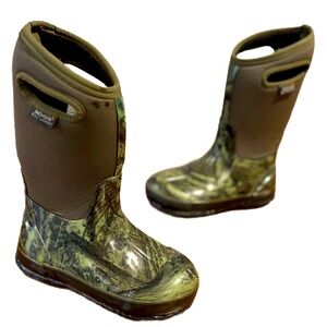 Kids Camo Print Green Bogs Winter Boots sz 2